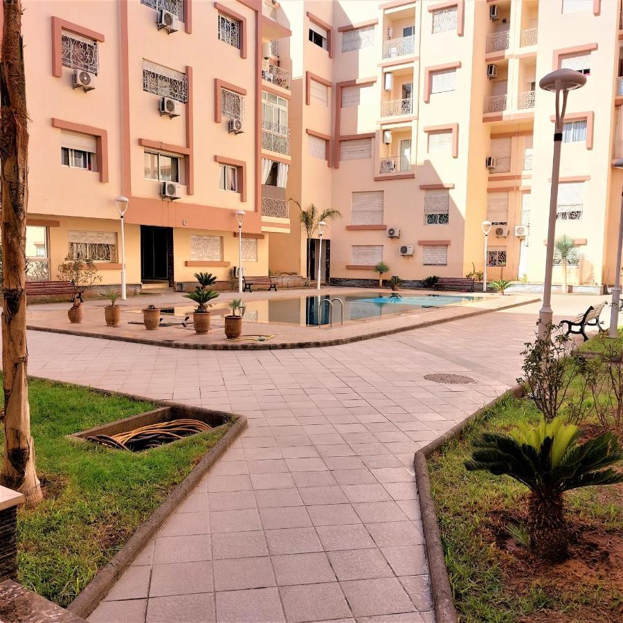 Pour Familles En Avec Piscine Et Wifi Appartement Marrakesh