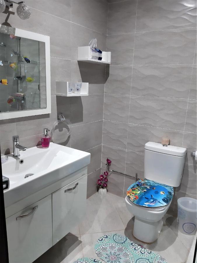Appartement Pour Familles En Avec Piscine Et Wifi *